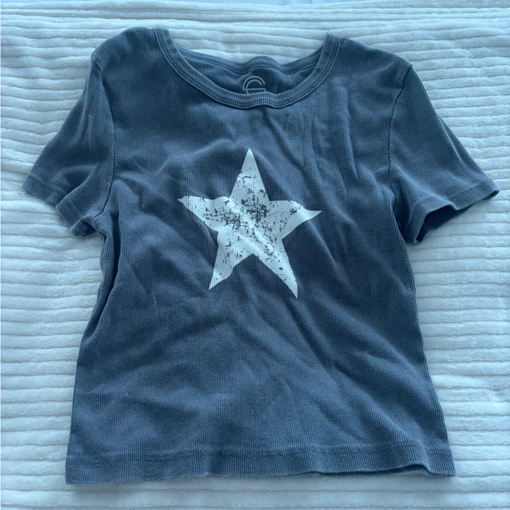 social culture gray star print ribbed tee